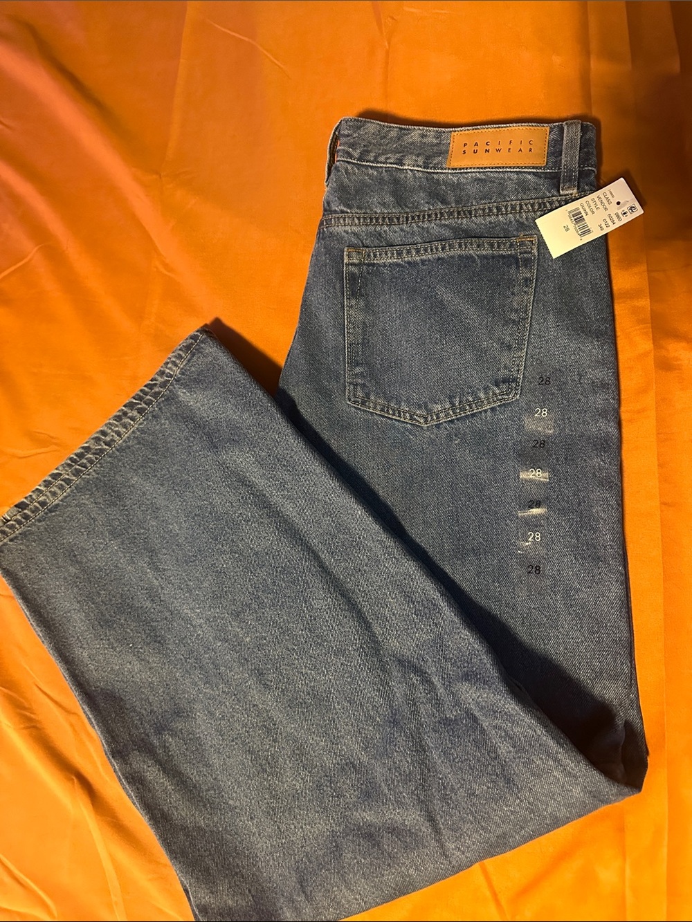 PacSun Women's Casey Low Rise Baggy Jeans 28R
